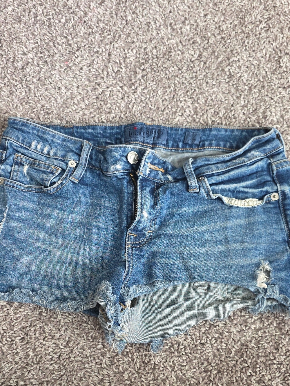 Lucky Brand Women's Distressed Denim Shorts - Blue. Size 6/28